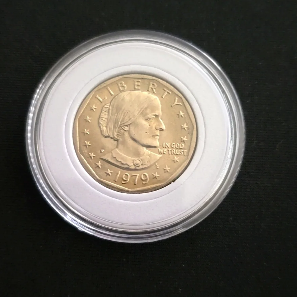 1979-P Uncirculated Susan B Anthony Dollar - Picture 1 of 8